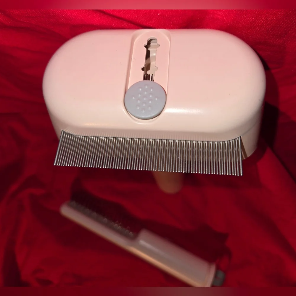 Dematting tool. Lice comb